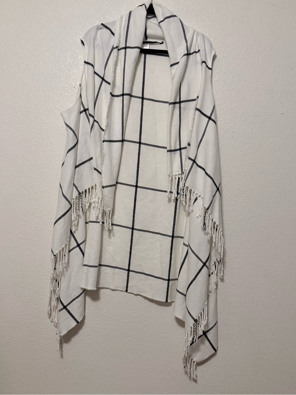 Checked Fringe Open-Front Cape in White and Black